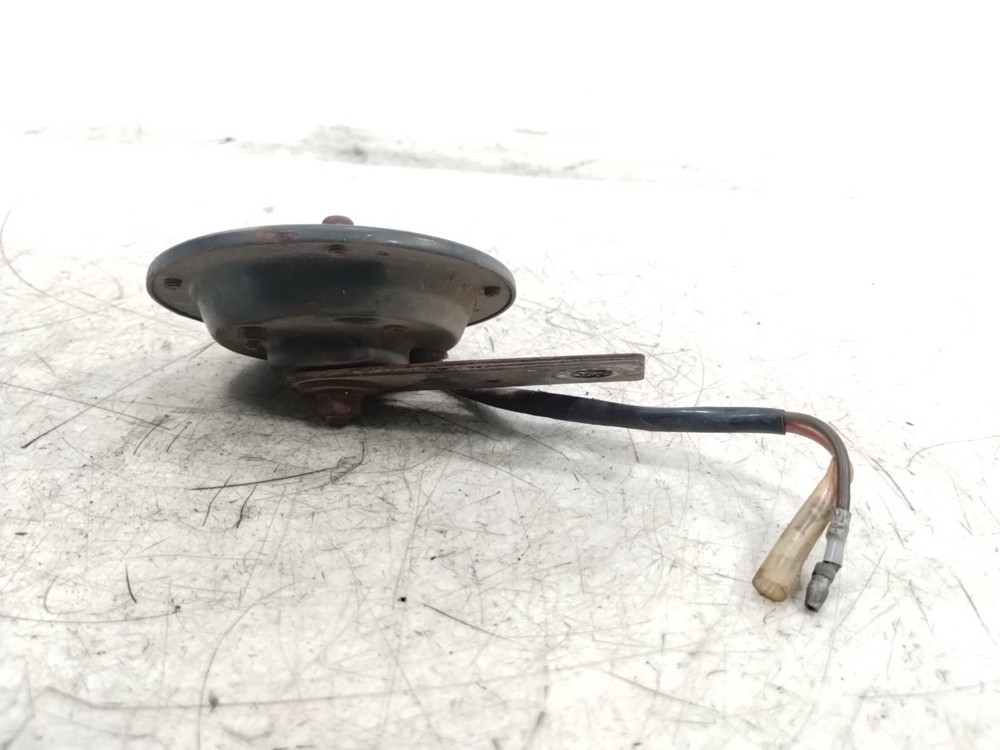 1972 72 Yamaha R5 Horn