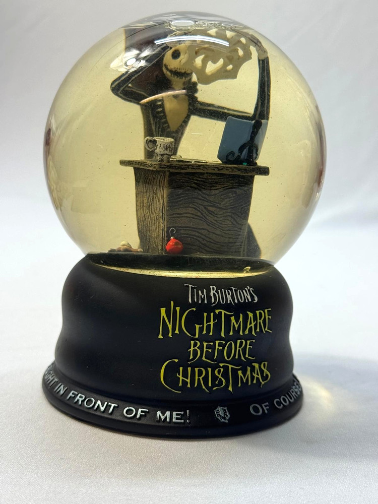 NECA Nightmare Before Christmas Spider Snow Flake Globe Decoration