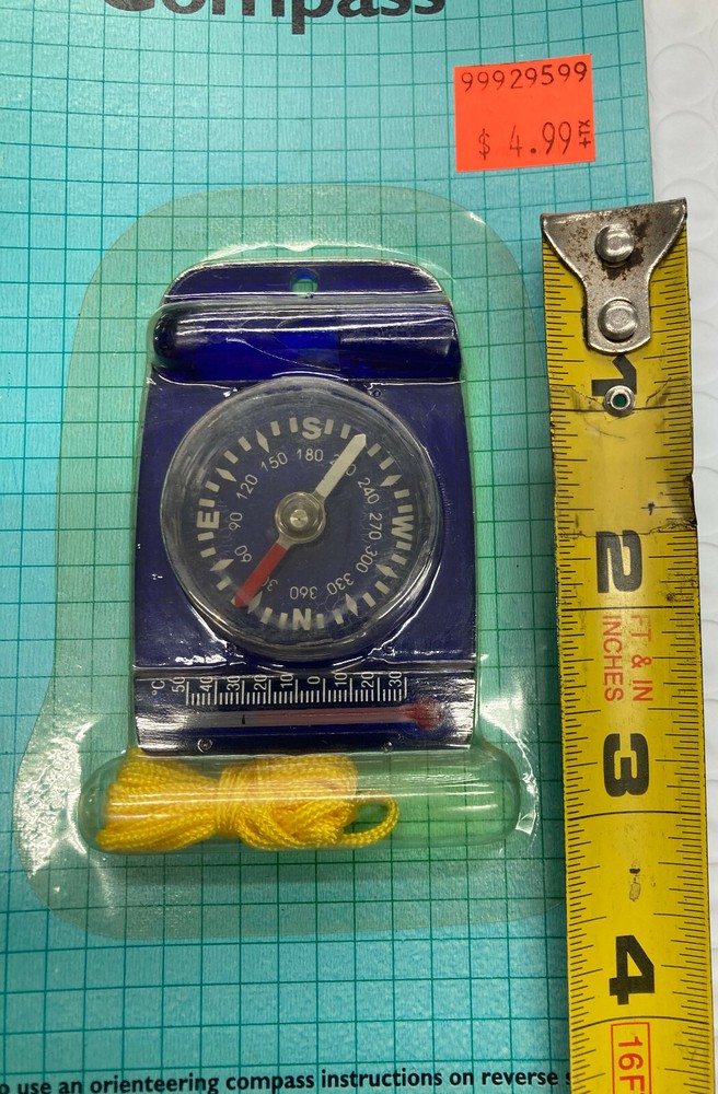 POCKET SIZE COMPASS W/CELSIUS THERMOMETER (NEW)