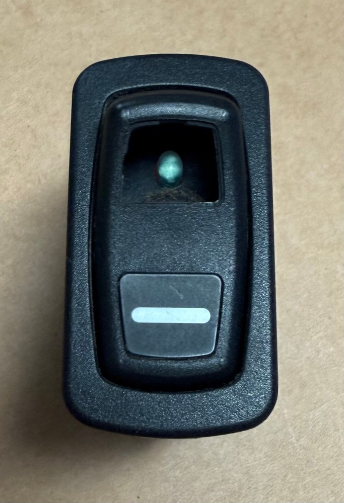 MACK Strobe Rocker Switch 21715084 [missing 'STROBE' label]