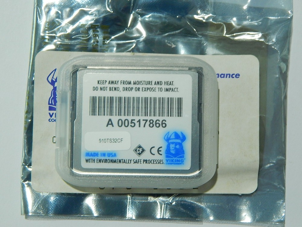 New Sealed VIKING COMPACT FLASH MEMORY CARD, CF32M