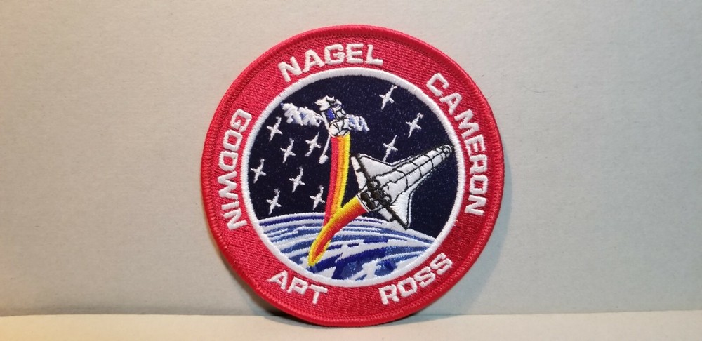 STS-37 SPACE SHUTTLE PATCH "NAGEL-CAMERON-GODWIN-ROSS-APT"