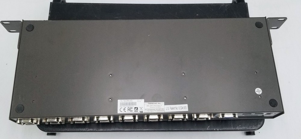 TRENDnet (TK-1603R) 16-Ports Rack-Mountable KVM / USB switch