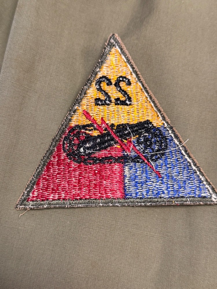 22ND U.S. Armored Tank Division w/ light olive cut edge ORIGINAL Patch