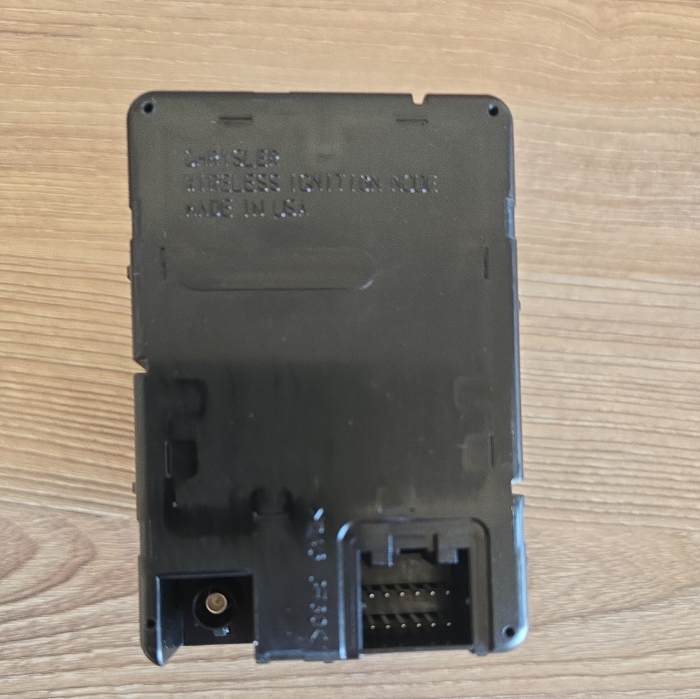 Wireless Ignition Node Receiver WIN Module New OEM Genuine Mopar 68210151 AA AB