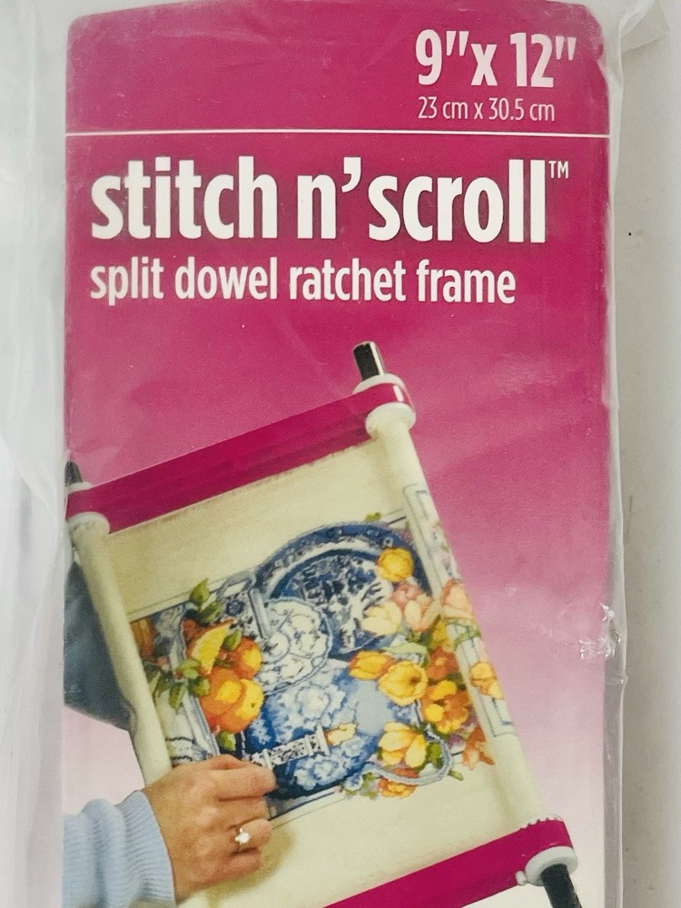 F.A. Edmunds 9”x12” Stitch N’ Scroll Split Dowel Rachet Frame Needlepoint -New