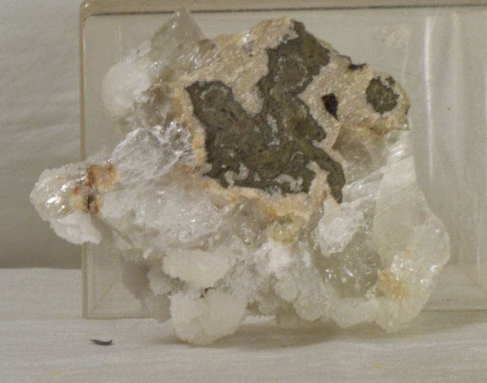 #3502 Calcite on Quartz - Mexico
