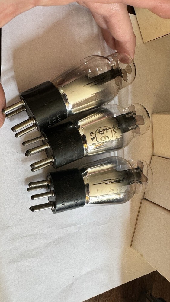 NOS MATCHED QUAD 56 ST GLOBES Engraved Bases Windmill Micas