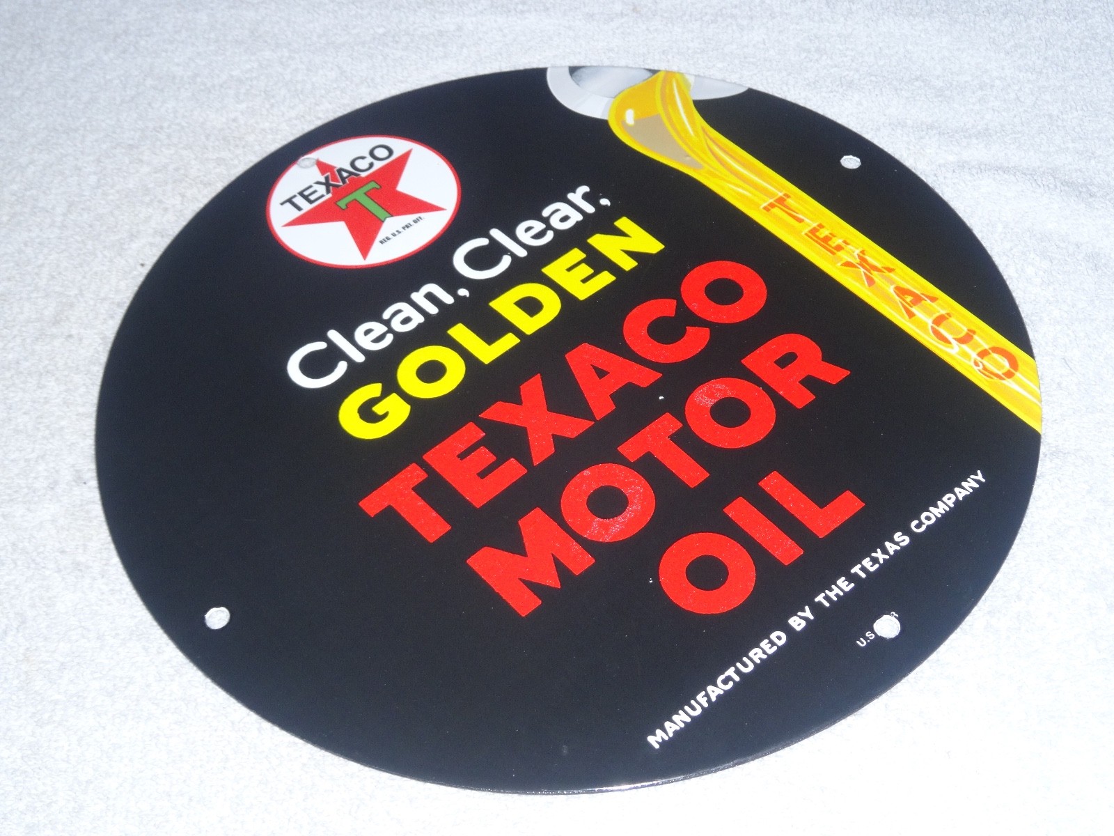 VINTAGE 1948 CLEAN, CLEAR TEXACO MOTOR OIL 11 3/4" PORCELAIN METAL GASOLINE SIGN
