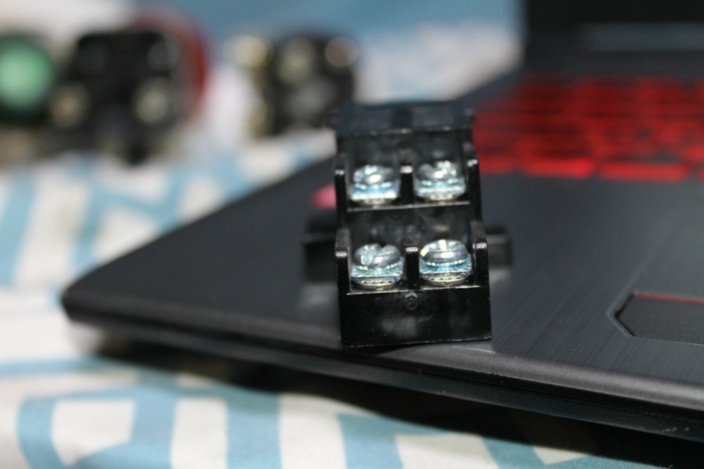 Custom connector GR108-PC