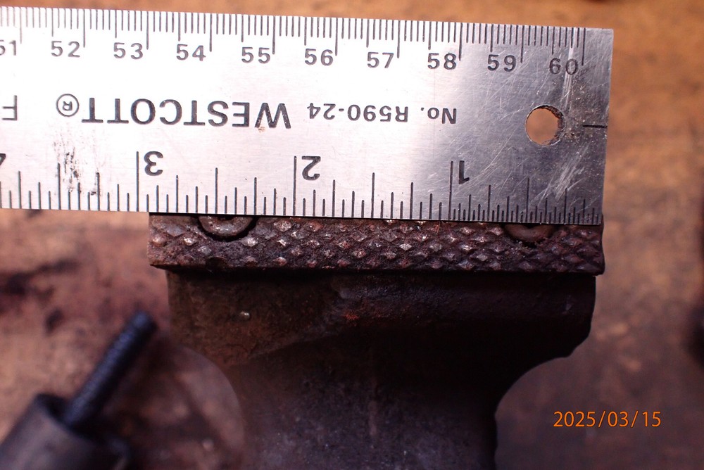 OLDER WILTON BULLET BENCH VISE FUNCTIONAL BUT HAS ISSUES
