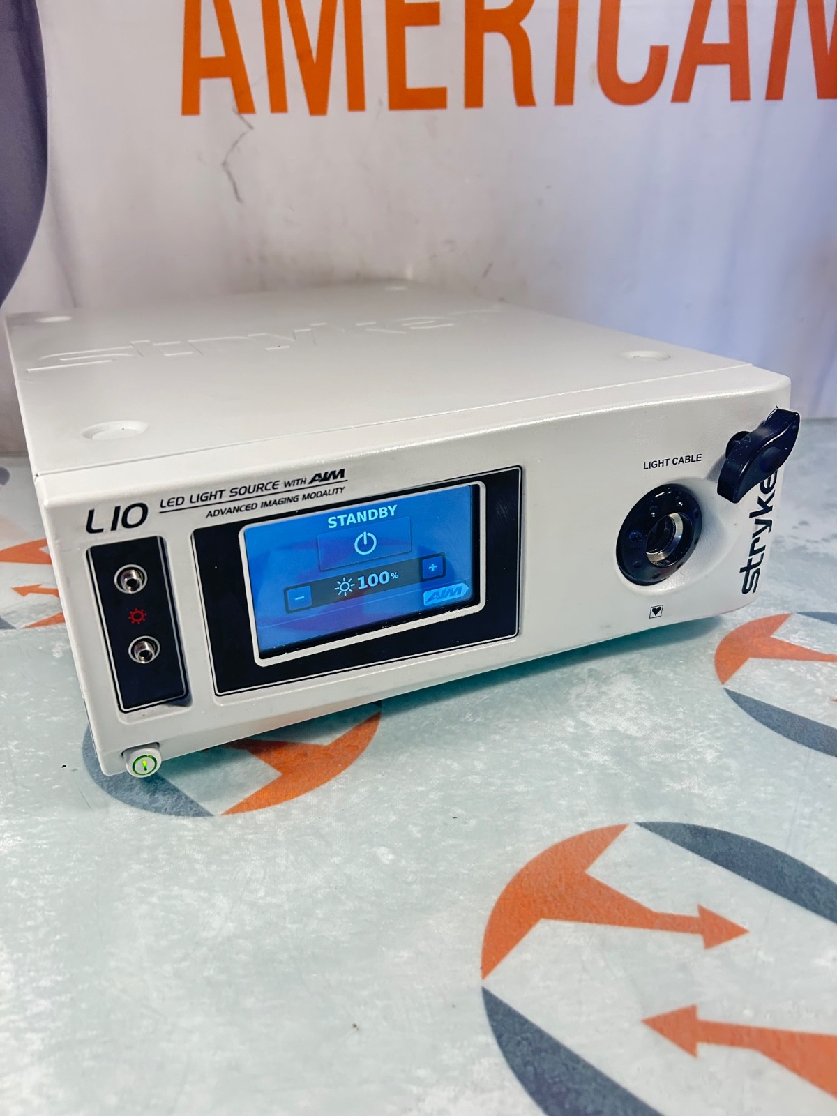 Stryker L10 LED Light Source with AIM 220220300