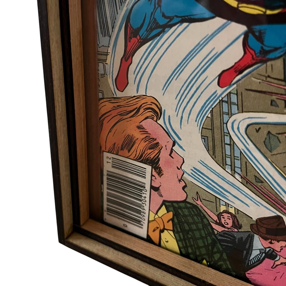 Comic Frame Sits On a Desk, Hangs On a Wall! PLUS it Stores 10-15 Comics!