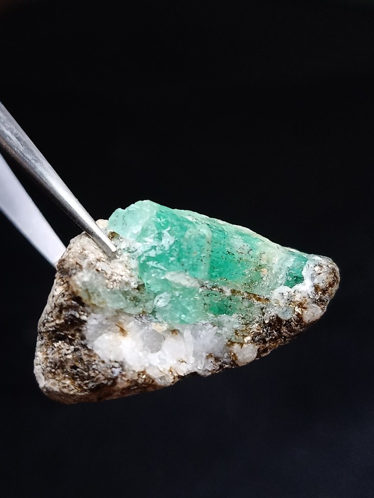 Natural Rough Emerald specimen
