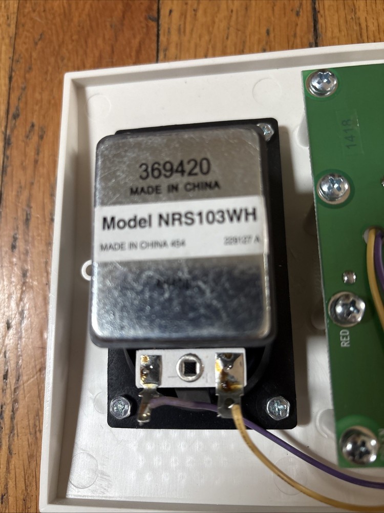 Nutone NRS 103WH Three Wire Room Station