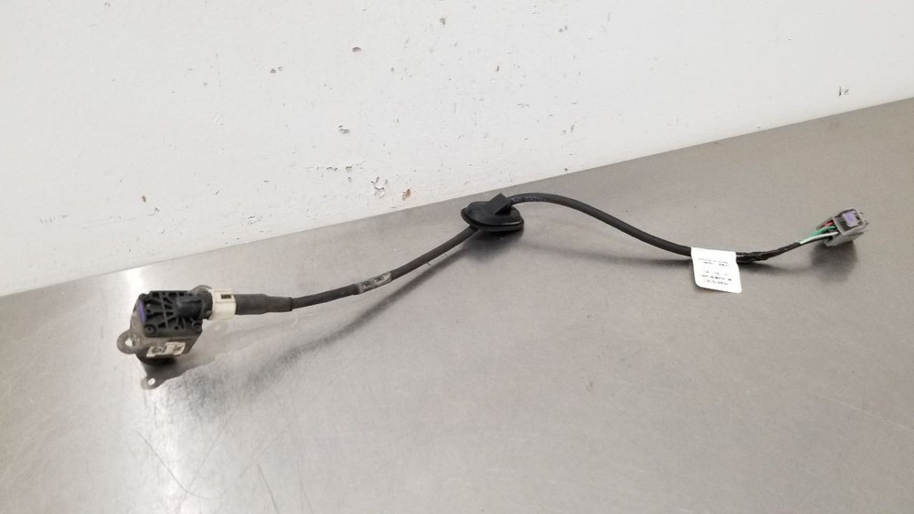 18 DODGE DURANGO SRT REAR VIEW CAMERA 68367610AB