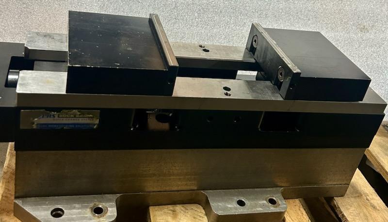 Jergens 6" Bock Brand Interlocking Vise with Soft Jaws