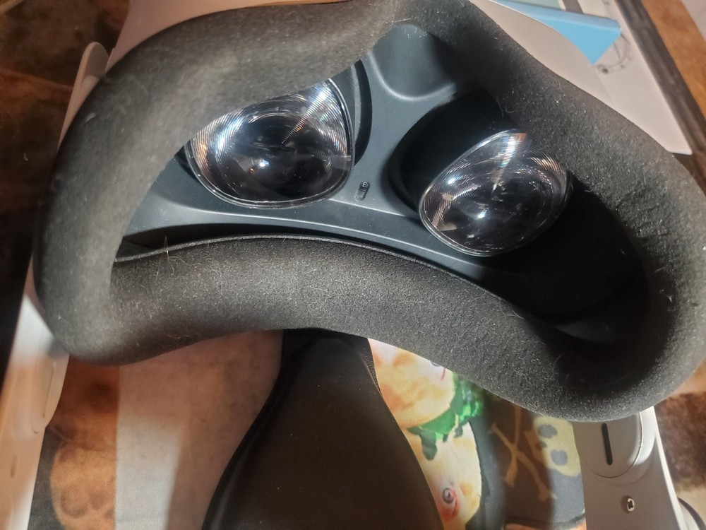Oculus Quest 2 64GB Vr Headset Lot