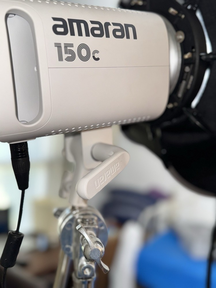 amaran 150c LED Continuous Lighting Kit with LightDome mini SE, 150W