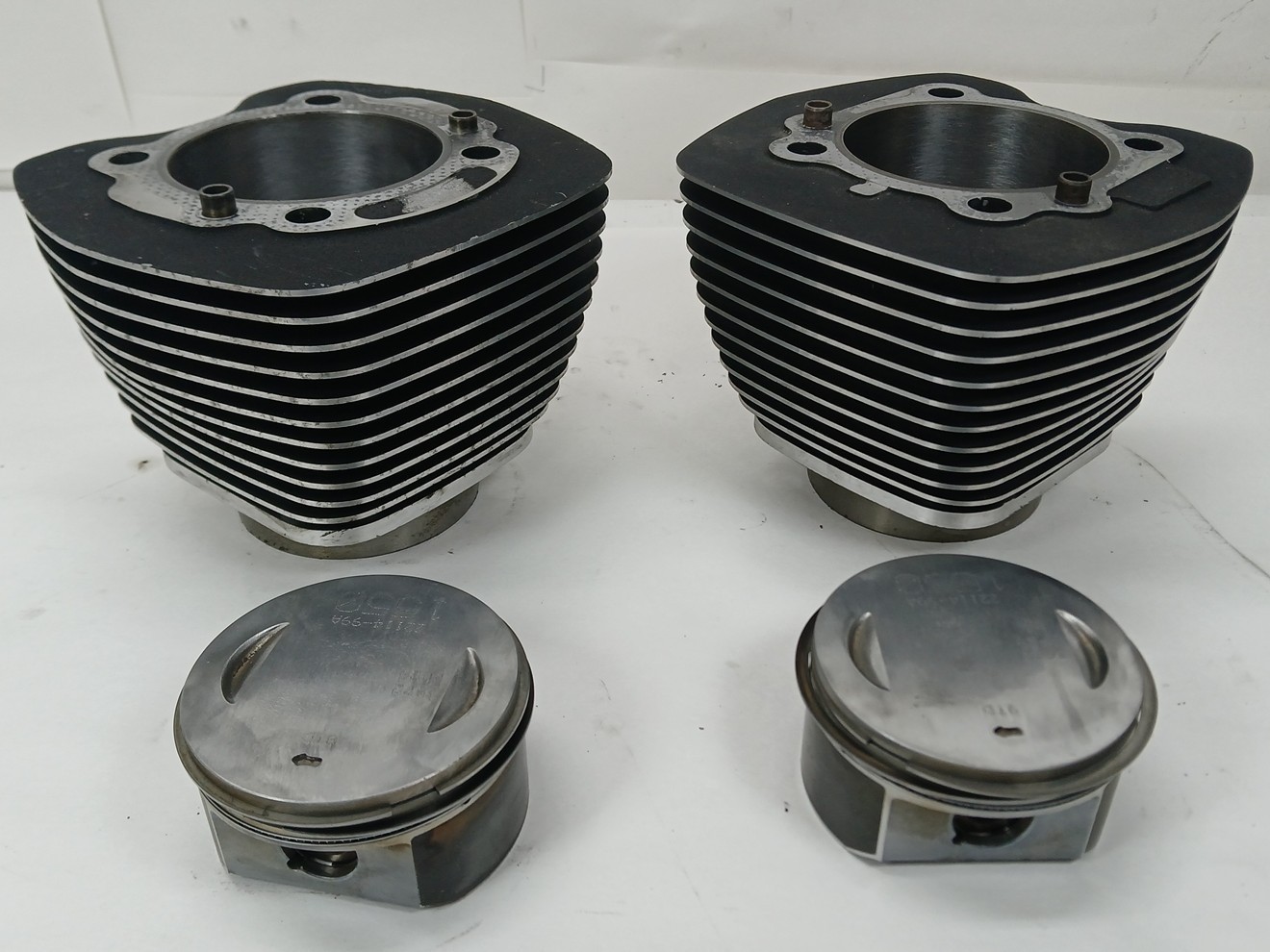 Harley-Davidson 2002 Road King Stage II Cylinder Barrels & Pistons 88 to 95