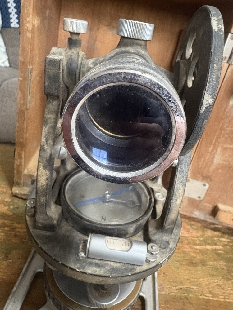 Vintage THS Surveyor Transit Level Model 7401 With Box
