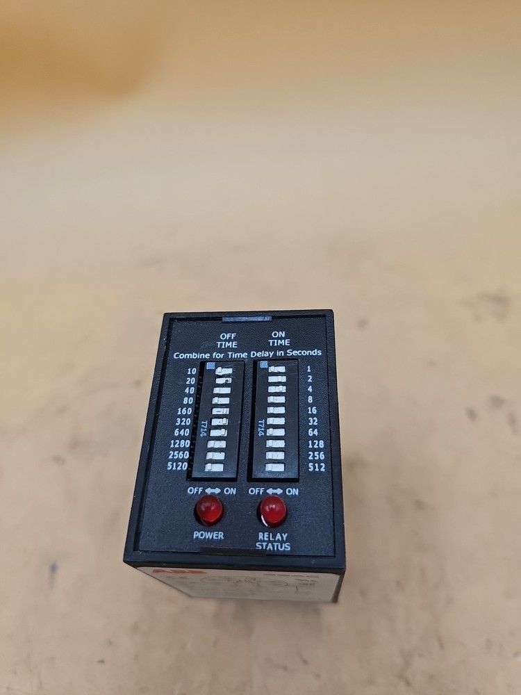 ABB SSAC TDR4A23 Time Delay Relay. 120VAC