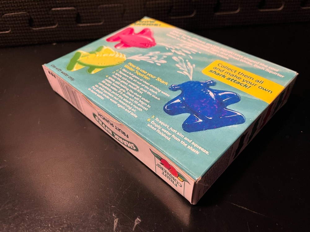 1990 Shark Bites Fruit Snacks (red squirter) - Replacement novelty display box