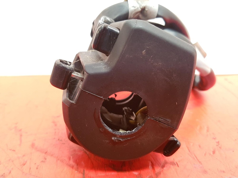 2018 YAMAHA MT 125 LEFT SIDE INDICATOR SWITCH