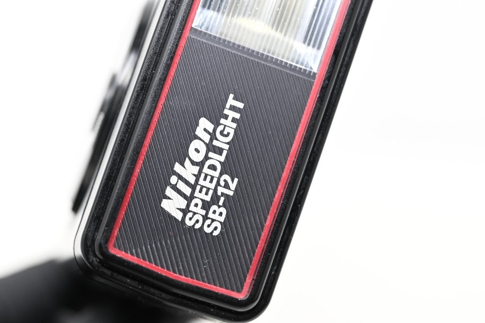 Nikon SB-12 Speedlight Shoe Mount Flash #B125
