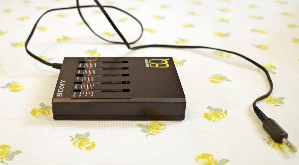 Sony SEQ-50 Walkman EQ Stereo Graphic Equalizer
