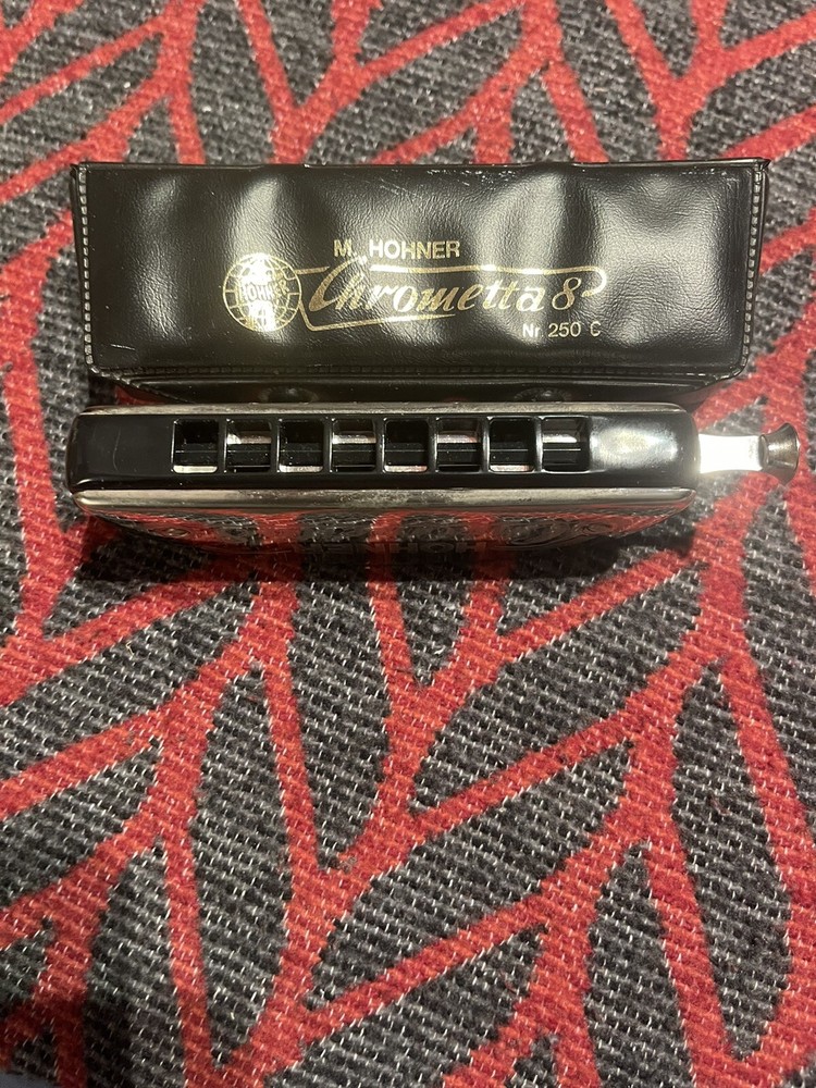 M. Hohner Chrometta 8 Nr 250 C Harmonica