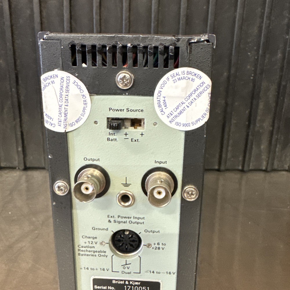 Bruel & Kjaer Charge Amplifier Type 2635 *untested* MA12