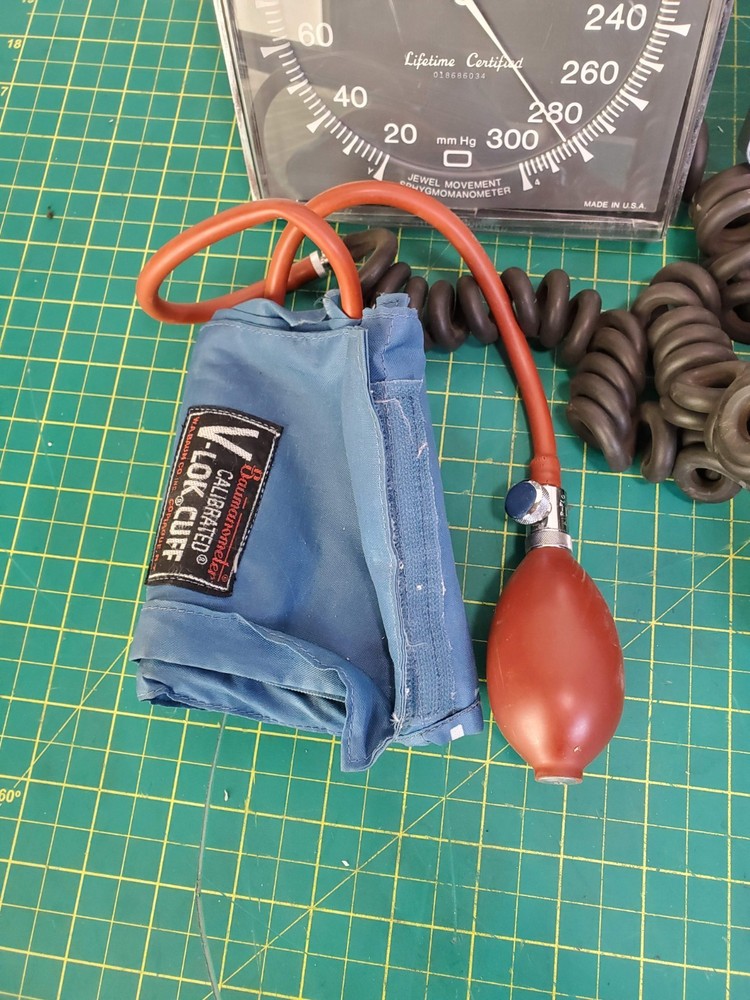 Tycos Sphygmomanometer W/Cuff x 3 Units