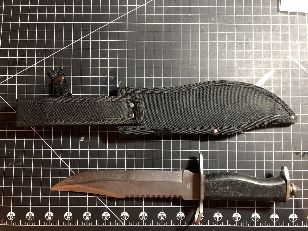 survival knife fixed blade with nylon sheath
