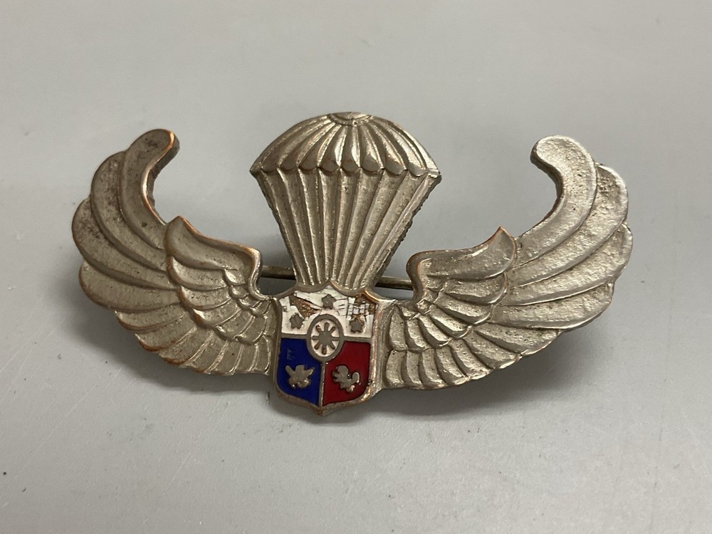 Phillipean Jump Wing Basic issue Wing- o358