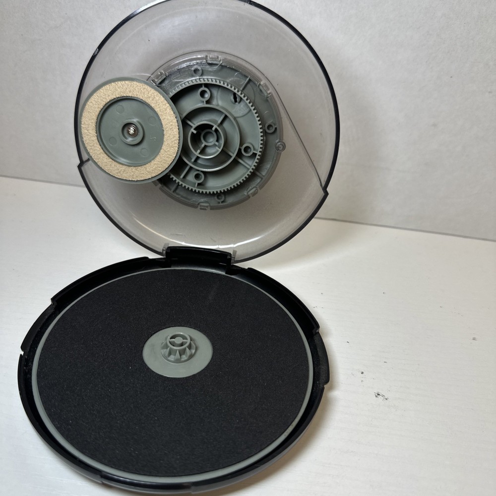 NEW GE Radial Blu-ray/CD/DVD Disc Cleaning System