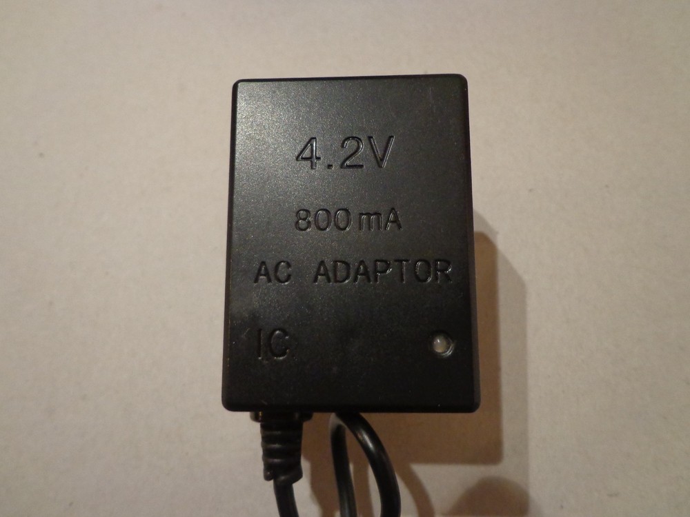 COON Light CHARGER ( NEW)