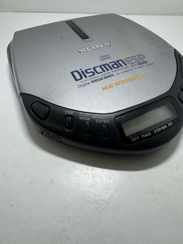 VTG 1999 Sony Discman ESP Mega Bass CD Compact Player D-E301