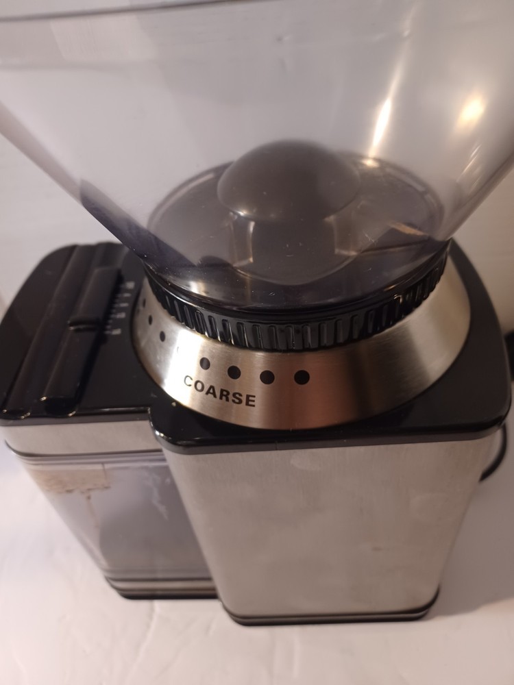 Cuisin DBM-8 coffee Grinder automatic Burr Mill Coffee Grinder Great Condition