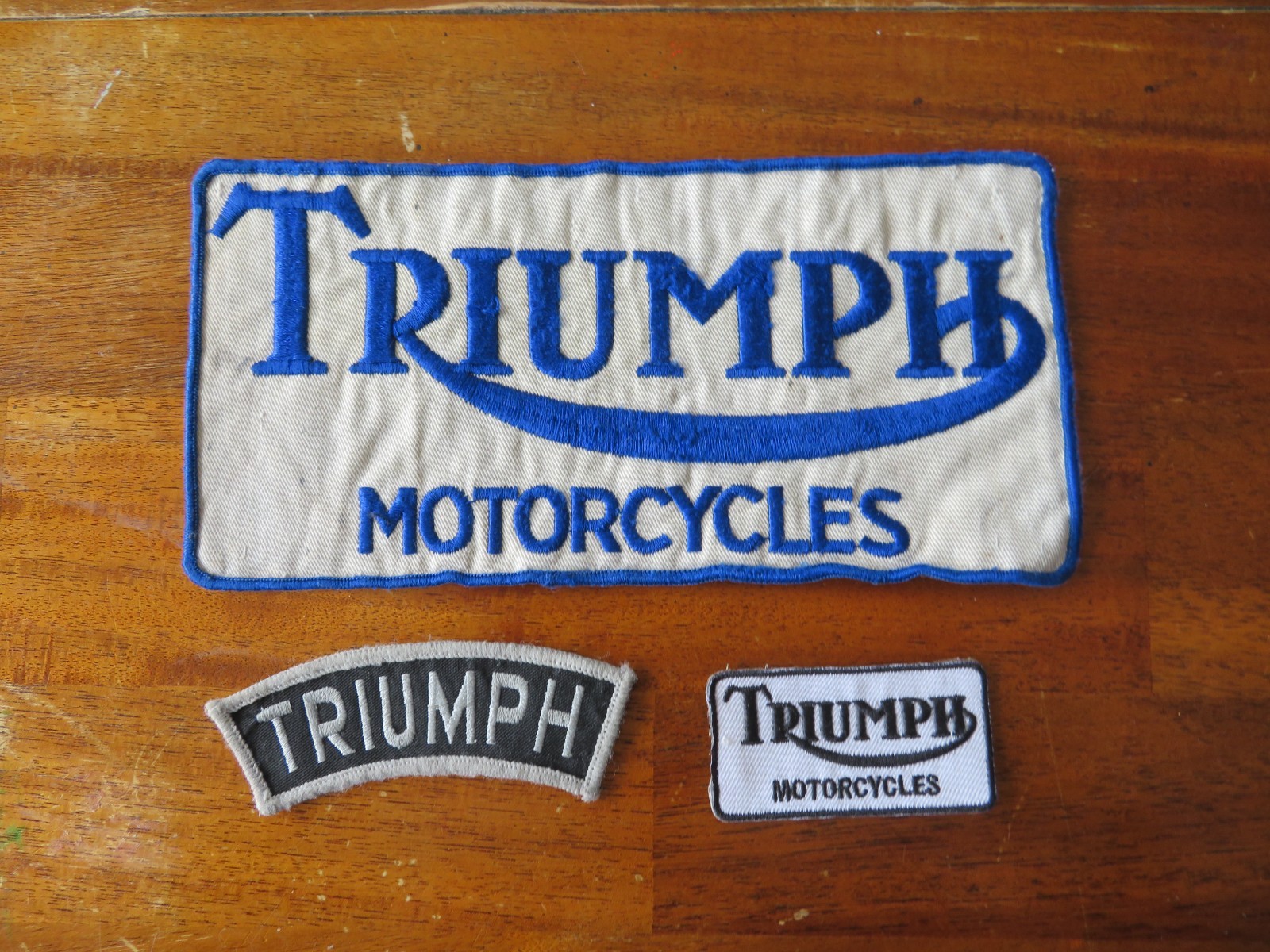 TRIUMPH VINTAGE MOTORCYCLE PATCHES (X3)