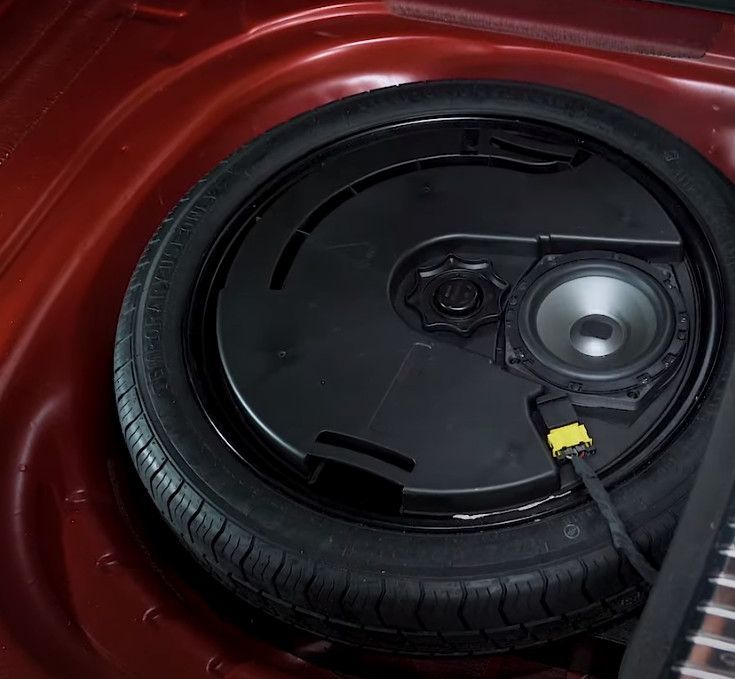 Cupra Formentor Pre-Facelift Beats Sound System Amplifier + Subwoofer