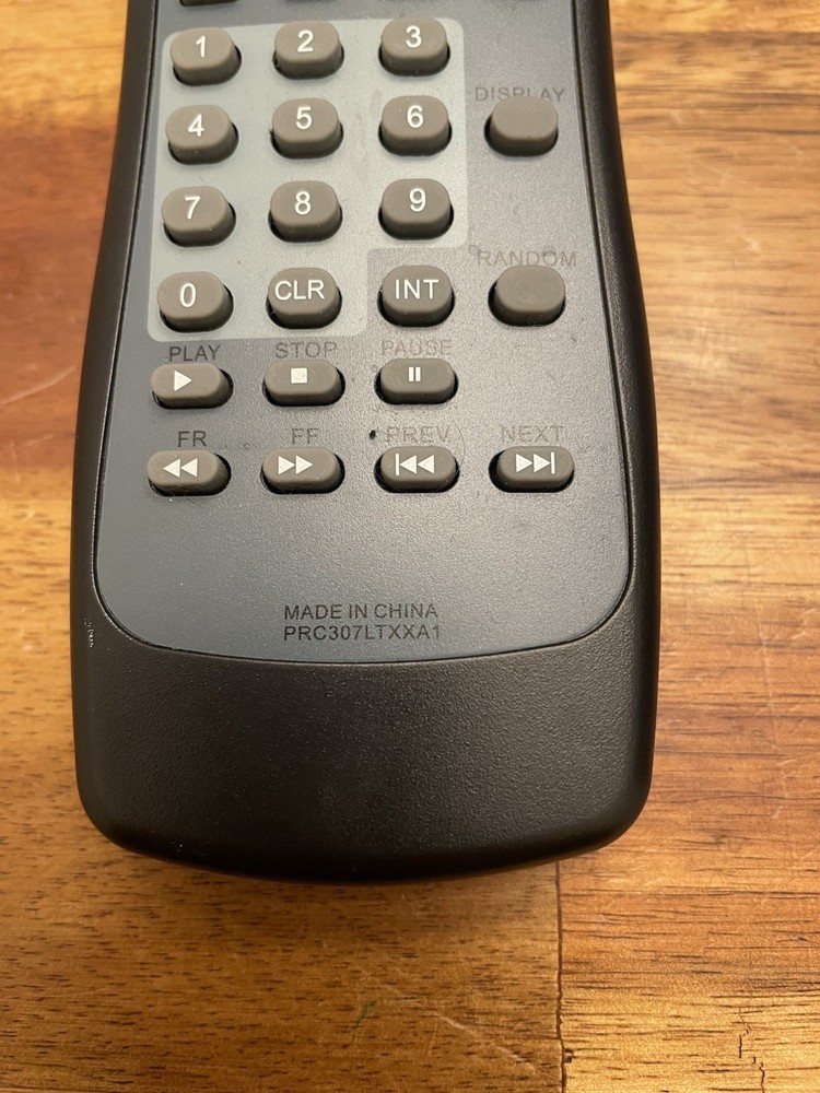 OEM CADILLAC ESCALADE DVD HEADREST REMOTE (from 2014 Model Escalade) WORKING