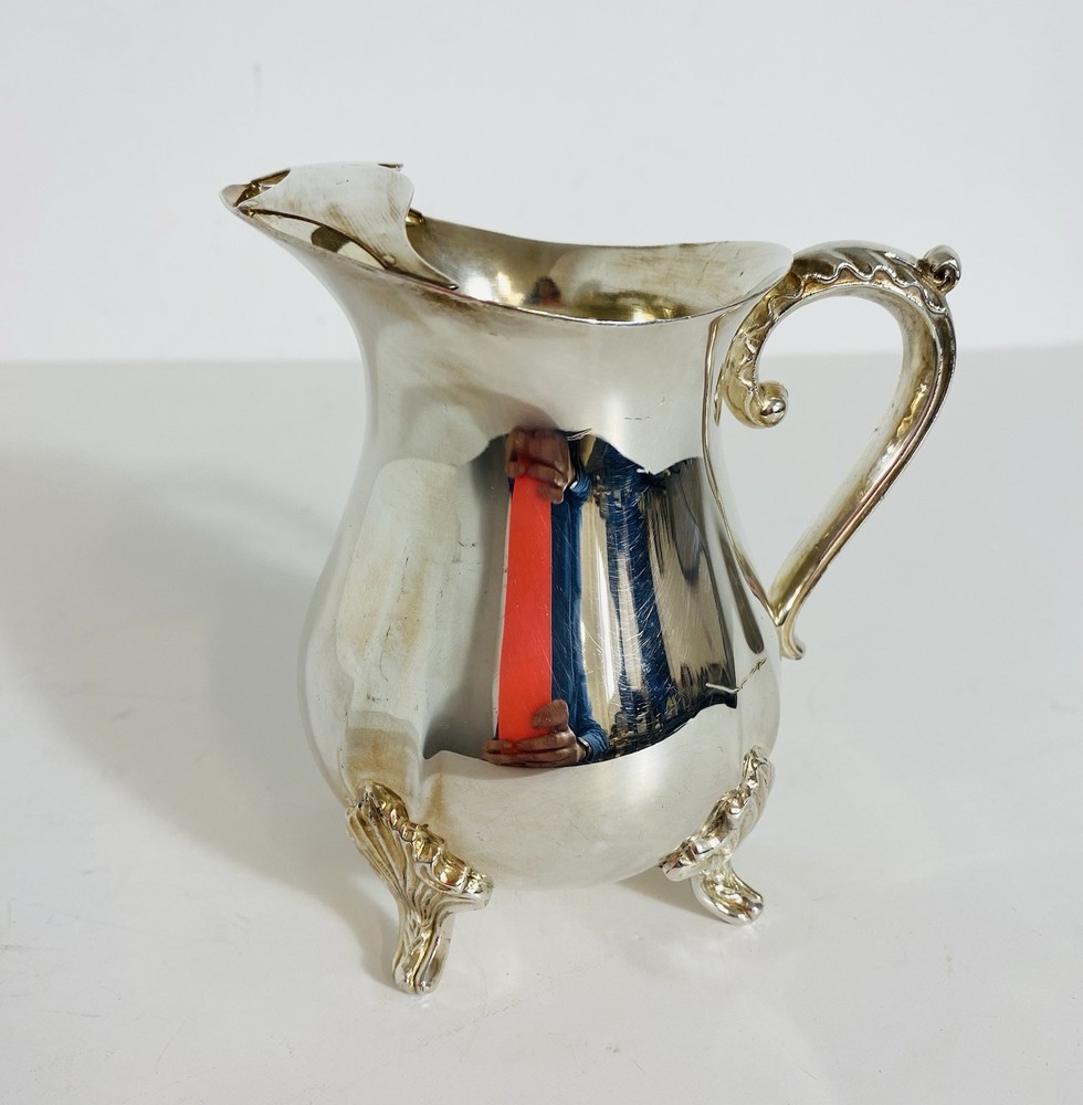 Viners silver plate water jug with ice lip