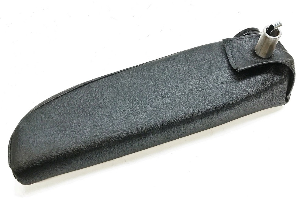 Freightliner Left Side Armrest NTS-229648-267 NOS