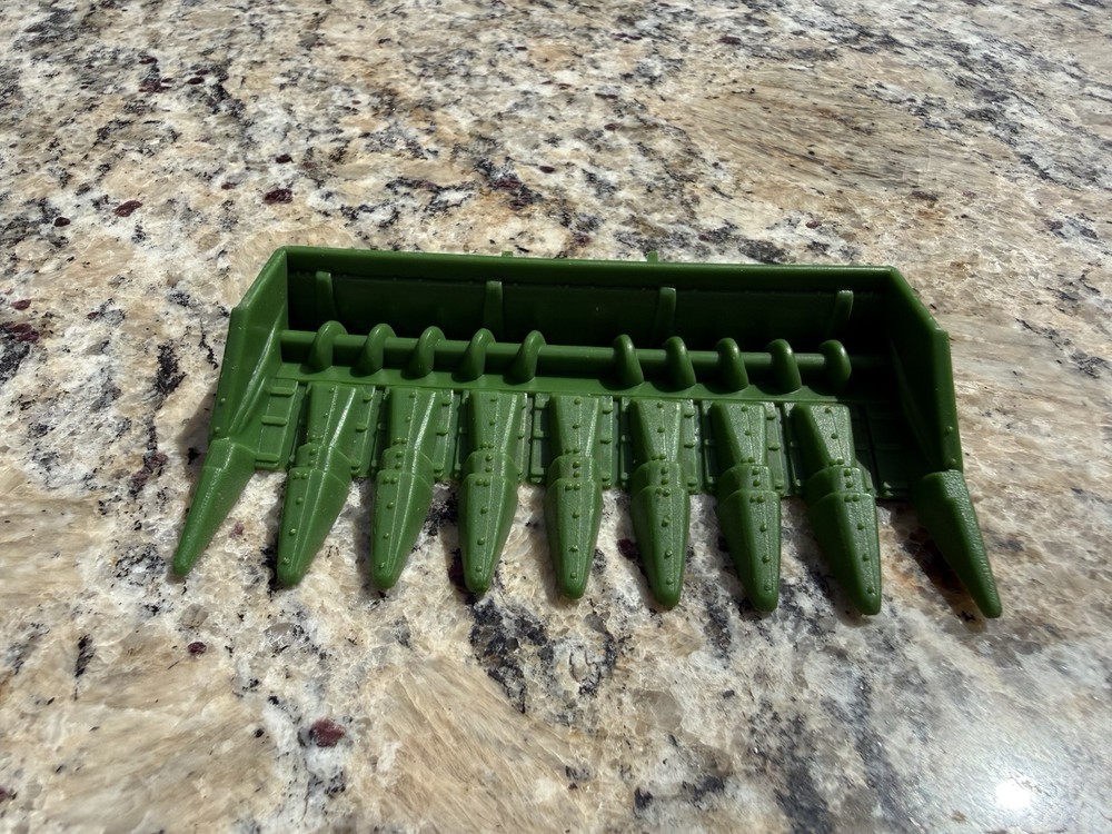 John Deere 9500 Combine die-cast model tractor