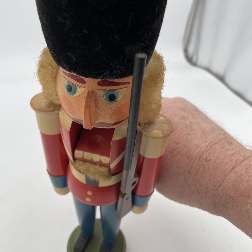Red Hussar Erzgebirge Expertic Nutcracker - Handpainted GDR Nutcracker, W.German