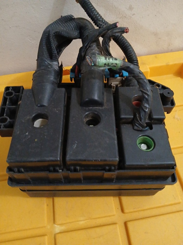 1997 GMC Jimmy Fuse Box