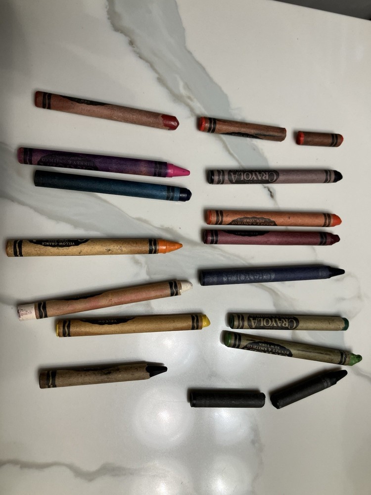Vintage Crayola Crayons NO. 16