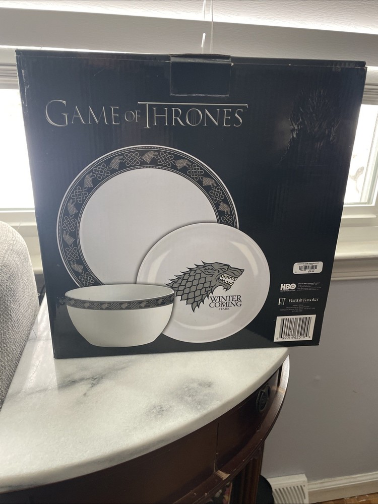 Game of Thrones Stark Dinnerware Set