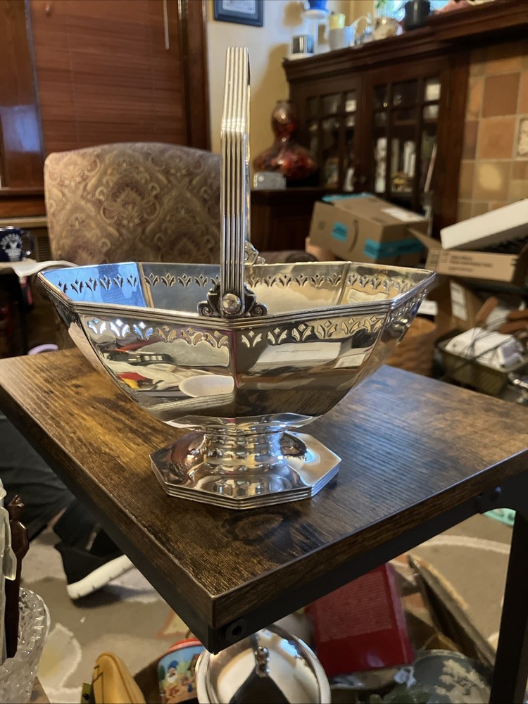 Gorham Decorative Basket w/ Handle Silver Plate #5600, 8”x6.5”x4.5”